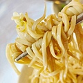 三重布袋豆菜麵
