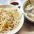 三重布袋豆菜麵