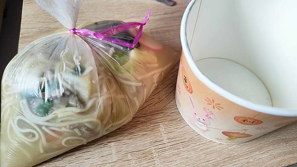 顏林蔭 行善麵店