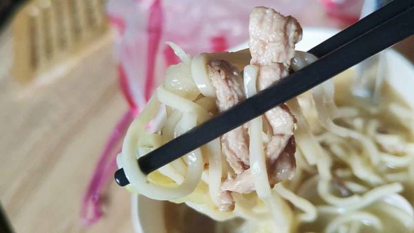 顏林蔭 行善麵店