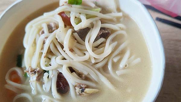 顏林蔭 行善麵店