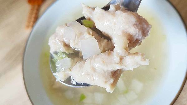 古早味小吃 小餛飩肉羹湯 油飯