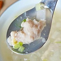古早味小吃 小餛飩肉羹湯 油飯