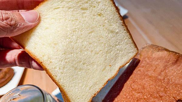 厚冶 Bakery & Cafe