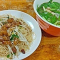 大碗豬血湯