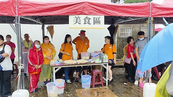 苗栗大湖尊梨季｜一切開會爆湯汁的新興梨，美味又好吃的水梨