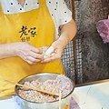 老家餡餅創始店｜要排隊等２０分鐘以上才能吃到的爆湯汁餡餅