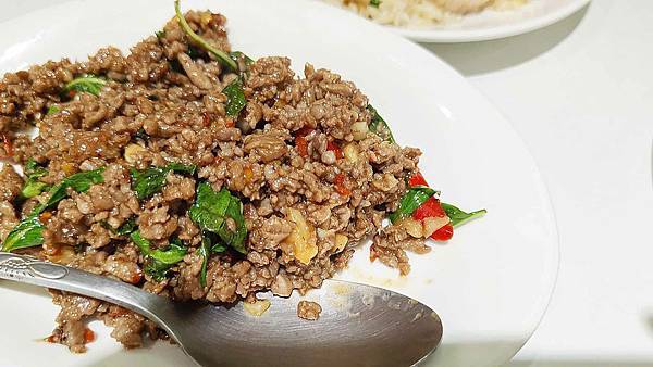 金鴻美食小館泰國料理