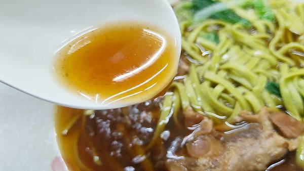 祥發養生蔬菜排骨麵食館