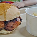 Bogart's Smokehouse Taipei (美式木柴烤肉屋)