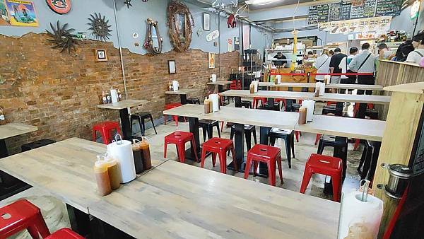 Bogart's Smokehouse Taipei (美式木柴烤肉屋)