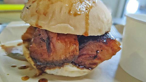 Bogart's Smokehouse Taipei (美式木柴烤肉屋)