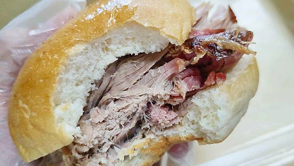 Bogart's Smokehouse Taipei (美式木柴烤肉屋)