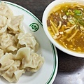 鍋貼水餃牛肉麵