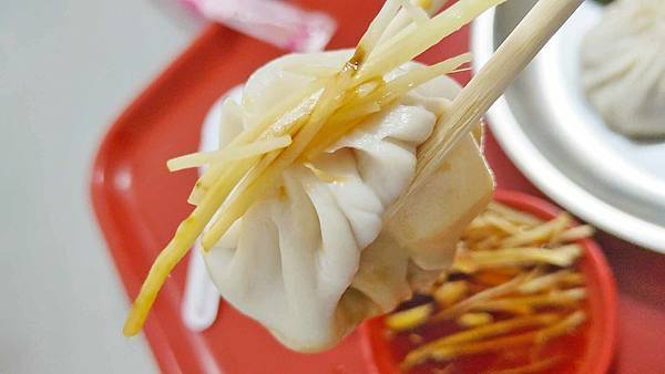 被豆漿耽誤的小籠包店!小心,會噴湯汁!比名店還要便宜三分之一 被豆漿耽誤的小籠包店!小心,會噴湯汁!比名店還要便宜三分之一