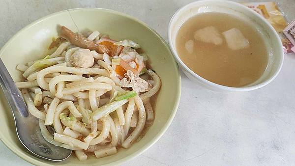 無名鍋燒麵 甜不辣 無名鍋燒麵 甜不辣