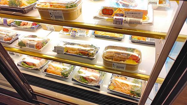 超甲組海鮮丼飯