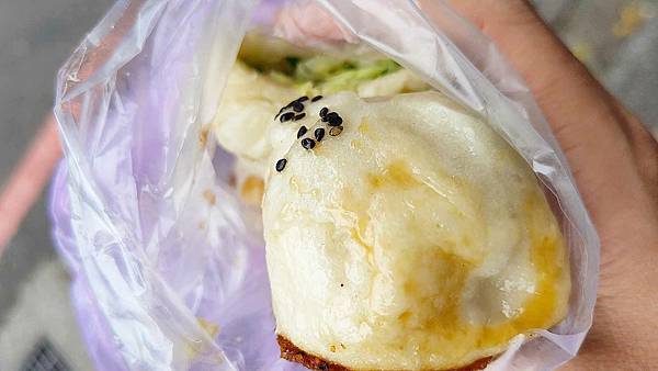 信義公園旁水煎包