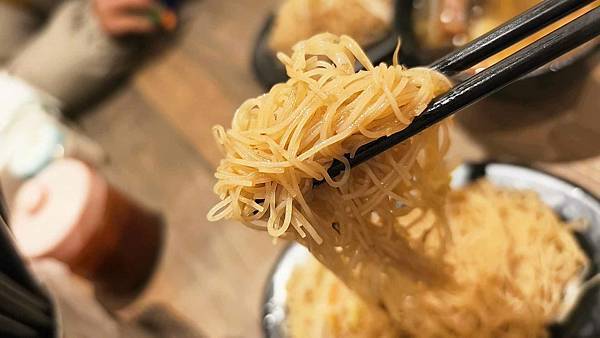 娥嬤炖鰻 （原昌吉紅燒鰻）