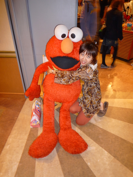 超可愛的ELMO