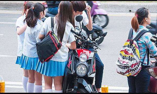 1.jpg 1.jpg