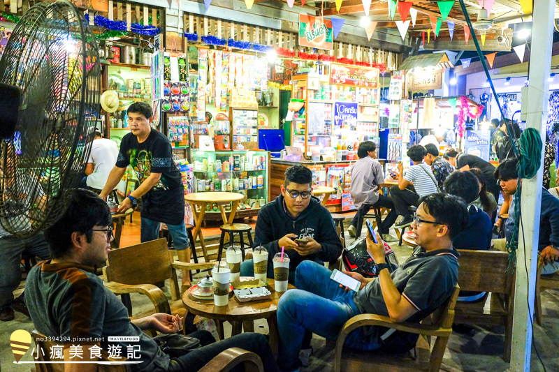 席娜卡琳火車鐵道夜市Srinagarindra Road曼谷夜市 (60).jpg