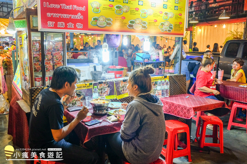 席娜卡琳火車鐵道夜市Srinagarindra Road曼谷夜市 (69).jpg