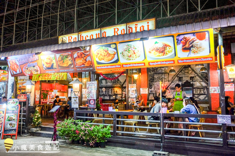 席娜卡琳火車鐵道夜市Srinagarindra Road曼谷夜市 (74).jpg