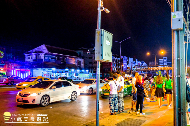 席娜卡琳火車鐵道夜市Srinagarindra Road曼谷夜市 (96).jpg