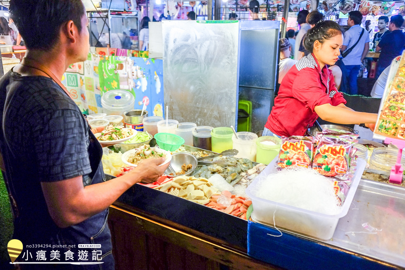 拉差達火車夜市-曼谷交通最方便的觀光夜市Train Night Market Srinakarin (24).jpg