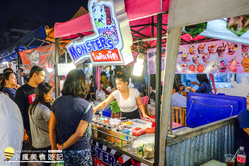 拉差達火車夜市-曼谷交通最方便的觀光夜市Train Night Market Srinakarin (60).jpg