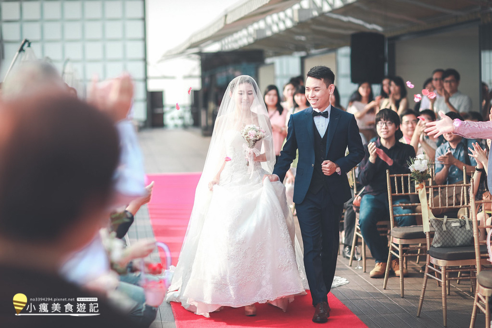 00婚禮紀錄活動拍攝台中南投彰化地區小瘋婚禮攝影費用價格報價 (1).jpg