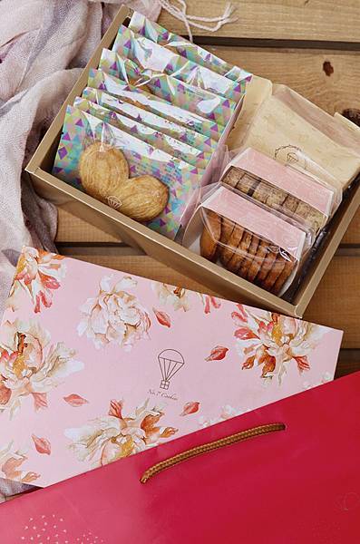 2021年花朵春節禮盒DM 拷貝