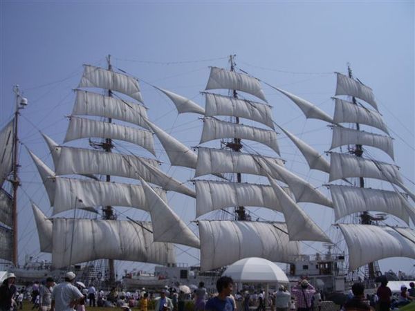 "海王丸"號帆船