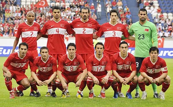 -euro-2008-friendly-tur-fin.jpg