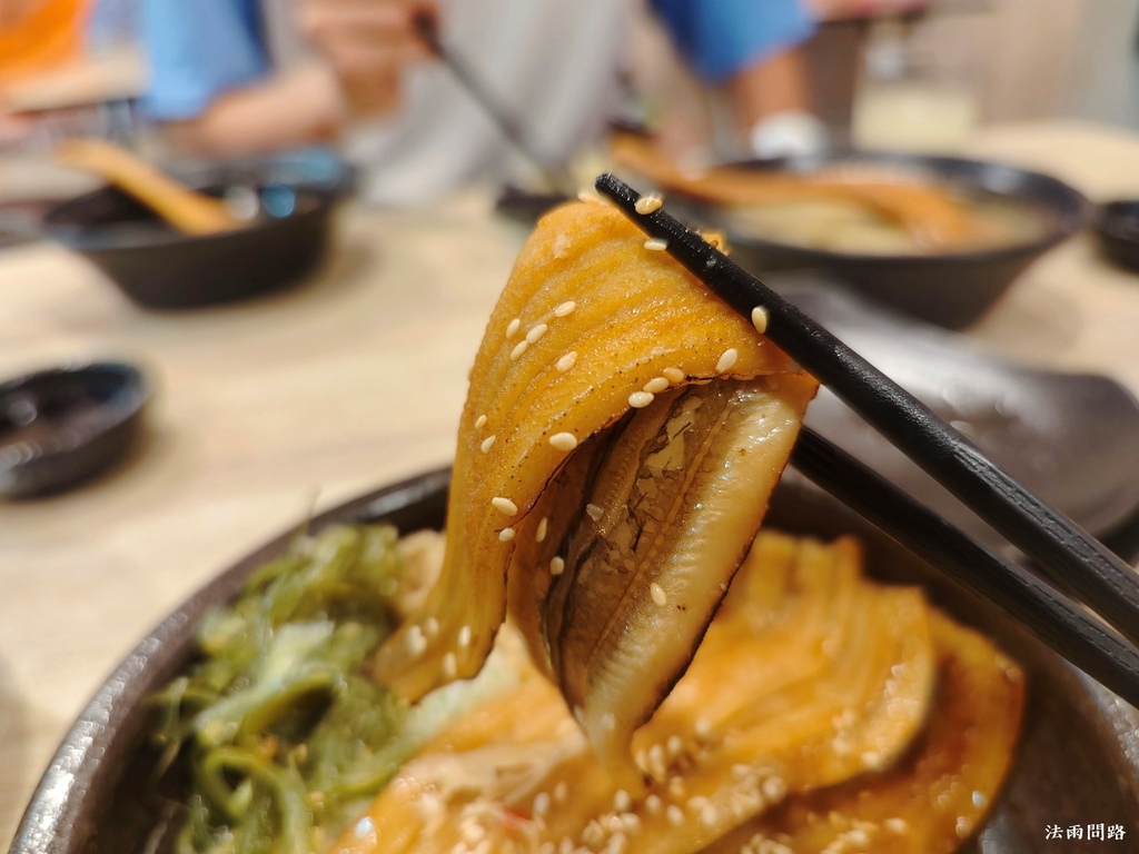 南門鯤丼，中正紀念堂日式料理推薦，台北新鮮生魚片 炙燒星鰻丼