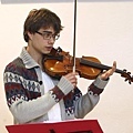 Alex-3-alexander-rybak-18400095-407-400.jpg