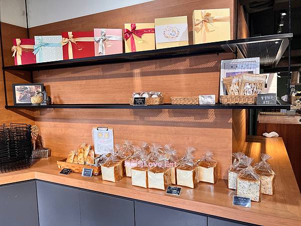 [台北食記]捷運中山國中站Miss V Bakery Ca