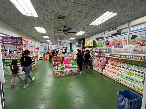 [嘉義旅遊]白人牙膏觀光工廠超大停車場免費停車免入園費免