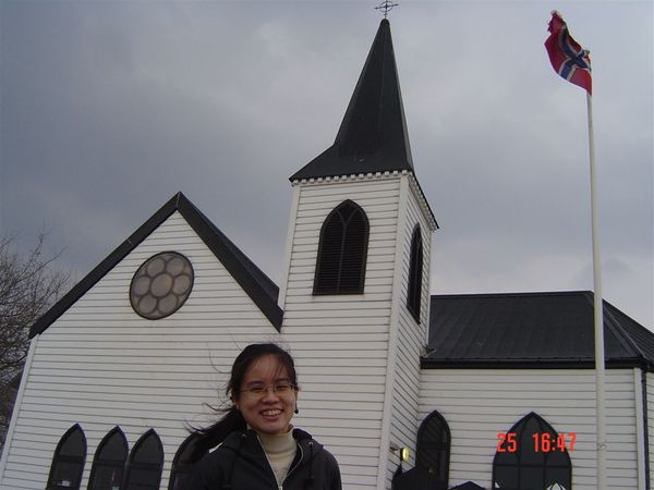 me in front of Nowegian Church 03.JPG