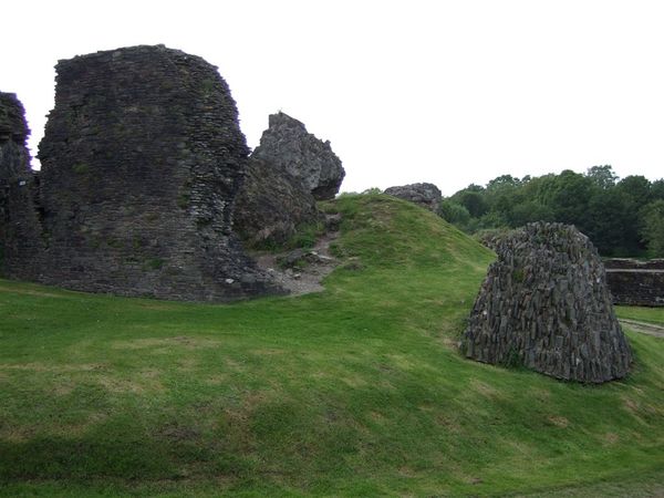 Caerphilly Castle 7.jpg