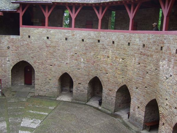 Castell Coch 1.jpg