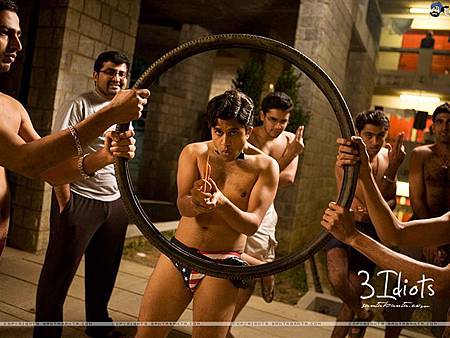 3-idiots-8h.jpg 3-idiots-8h.jpg