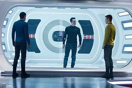 star_trek_into_darkness_001.jpg star_trek_into_darkness_001.jpg