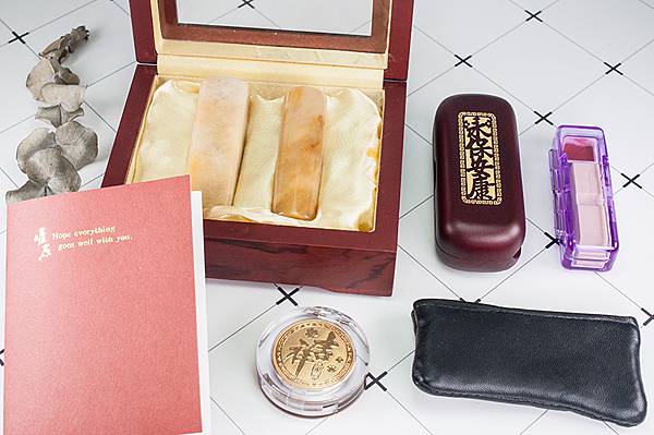 寶寶滿月禮物推薦(唯原工藝-台南市南化區)-製作臍帶章、肚臍章、發財章、胎毛筆、嬰兒三寶-顧客滿意推薦