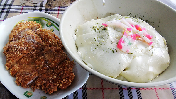 日式蒸蛋飯-無骨雞排  $60.JPG