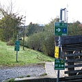 出現在奧地利的標誌，可以發現歐洲對單車道的標示多麼清楚。這條自行車道包含EuroVelo的9號路線，奧地利的編號R12的溫泉單車道(thermenragweg)，與奧地利