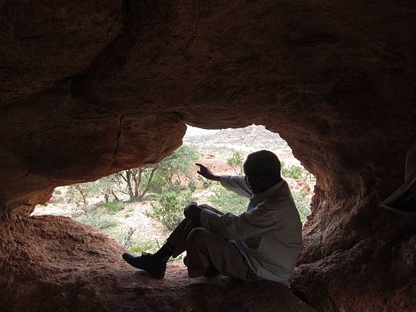 索馬利亞內戰時期las gaal的洞穴變成軍人掩護襲擊之處