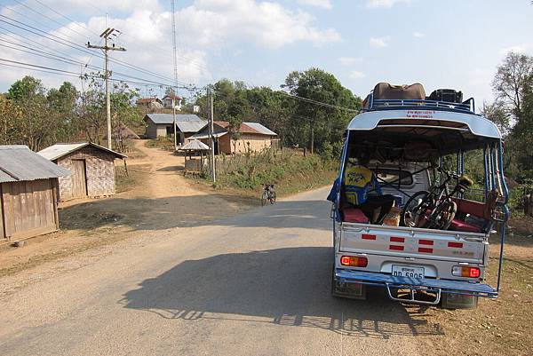 補給車