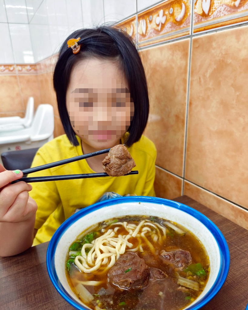 雲林牛肉麵,土庫美食,張家牛肉麵19.jpg